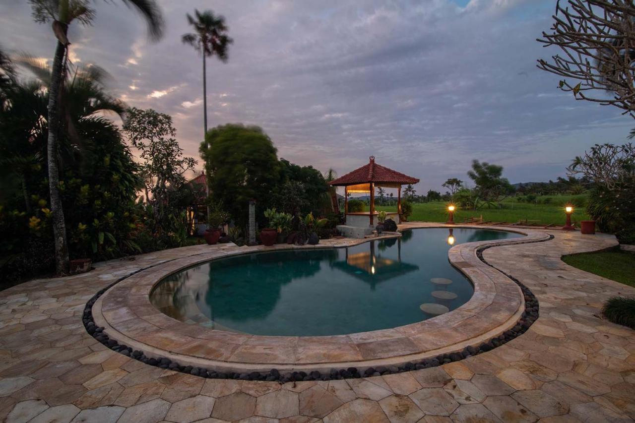 Cabé Bali Hotel Jasri Bagian luar foto